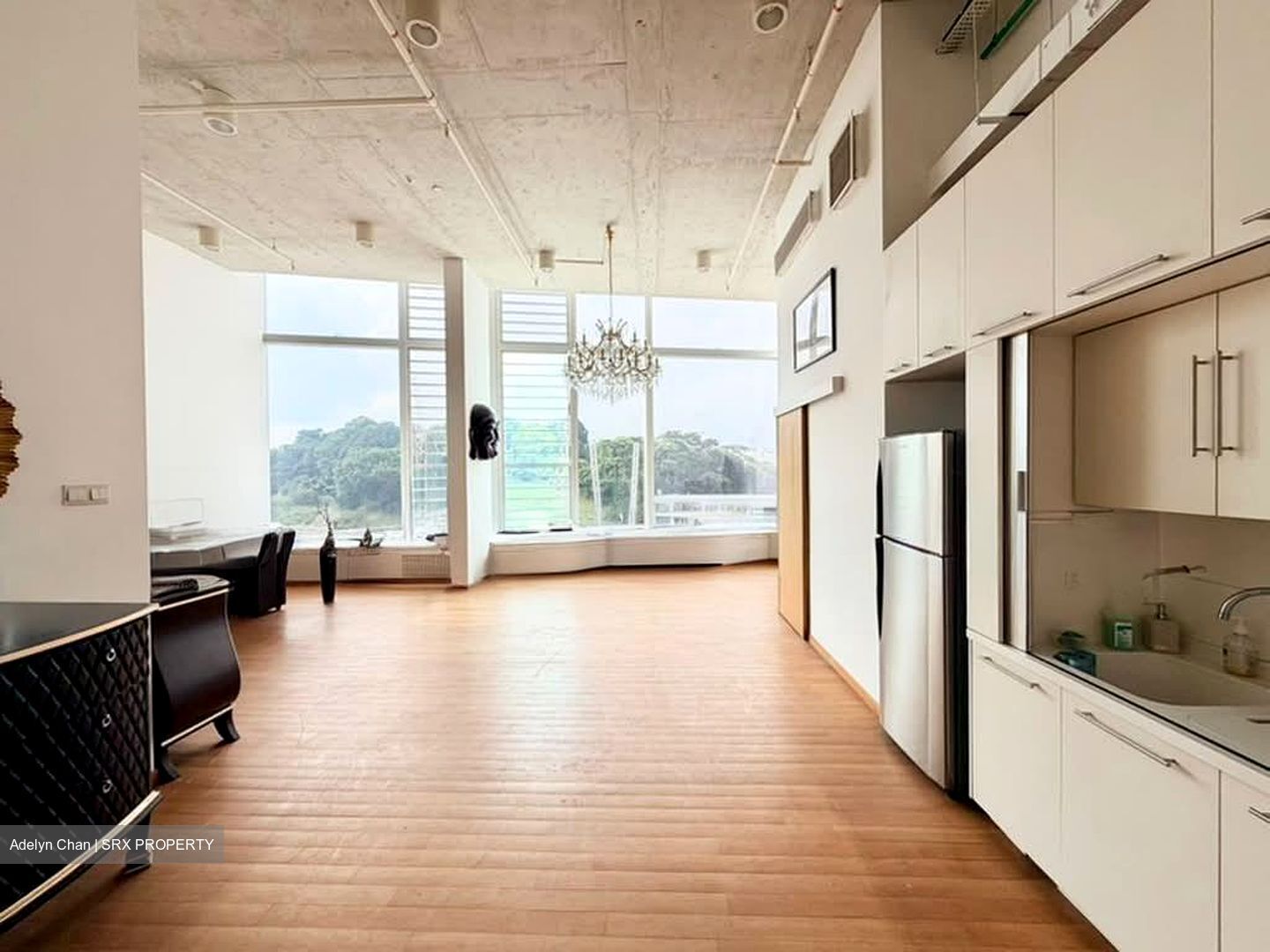 The Central (D1), Office #587552081